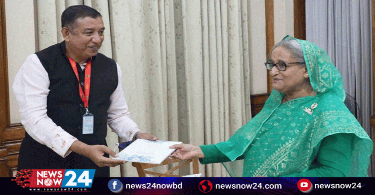 প্রধানমন্ত্রীকে চট্টগ্রামে দাওয়াত দিয়ে আসলেন সীতাকুণ্ড উপজেলা চেয়ারম্যান মামুন