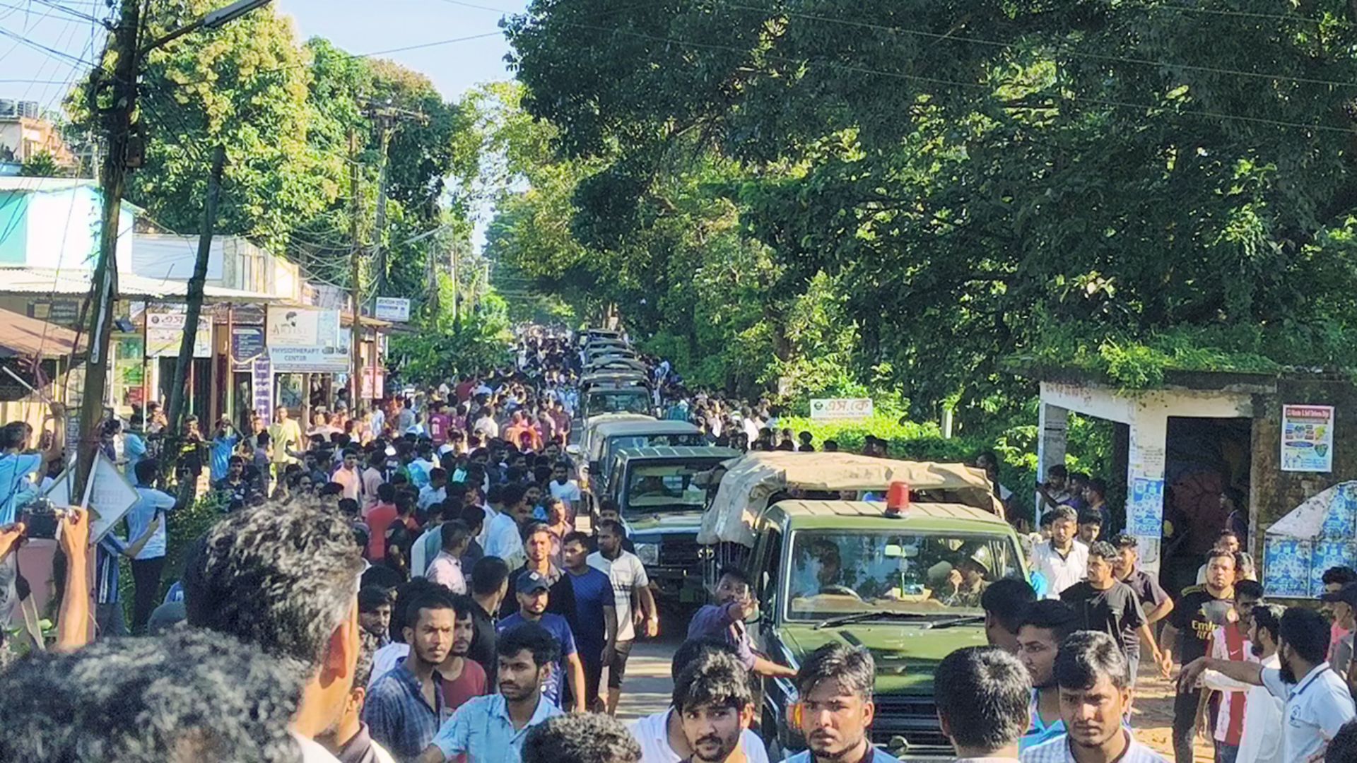 চবিতে সংঘর্ষ: অভিযানের প্রস্তুতি নিচ্ছে যৌথ বাহিনী - NewsNow24