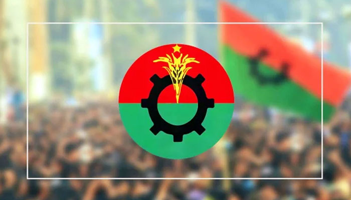 Bir vaqtning ozida ikkita teshikda porno ulkan dildo