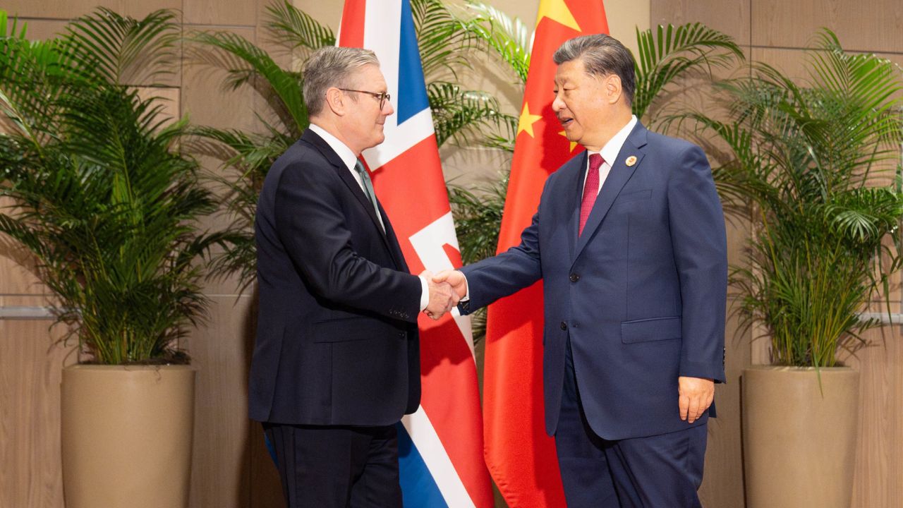 সাত বছর বিরতির পর চীন সফরে যাচ্ছেন যুক্তরাজ্যের প্রধানমন্ত্রী - NewsNow24