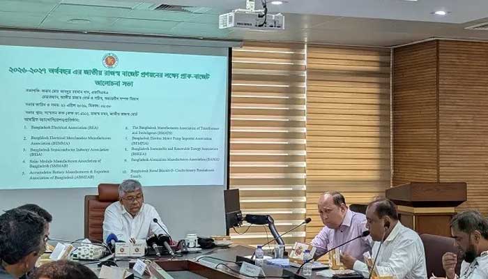 ব্যবসায়ীরা ধরেই নিয়েছেন হক-হালালি ব্যবসা করা যাবে না: এনবিআর চেয়ারম্যান  - NewsNow24